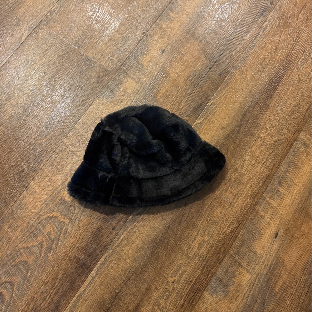Elegant Black Faux Fur Women's Hat